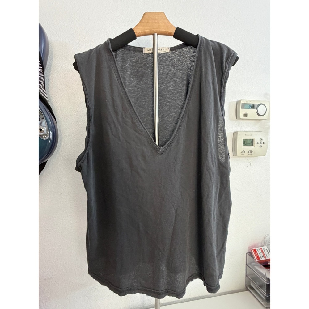 We The Free Free People Charcoal Gray Deep V-Neck Muscle Tank Top Large